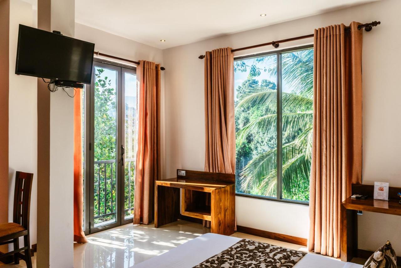 Rivendell Hotel Kandy Buitenkant foto