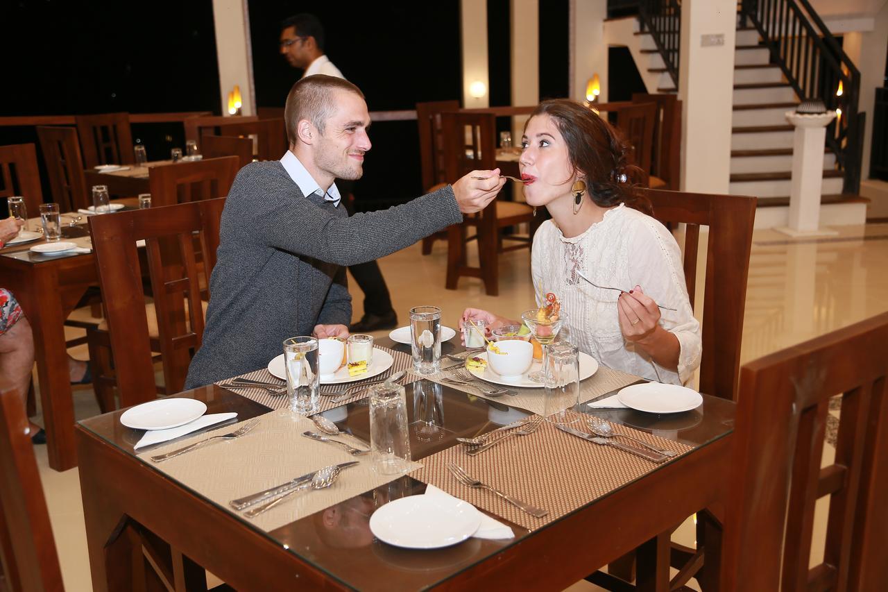 Rivendell Hotel Kandy Buitenkant foto