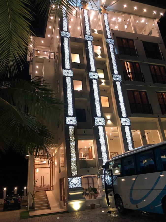 Rivendell Hotel Kandy Buitenkant foto